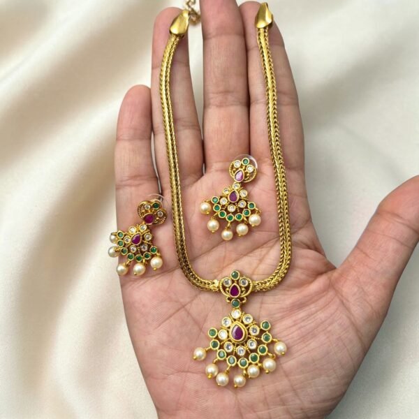Antique Non Idol Necklace With Drop Earrings ADNC05