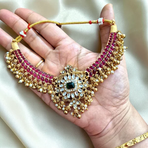 Jadavu Neckset With Long Drop Earrings ADNC011