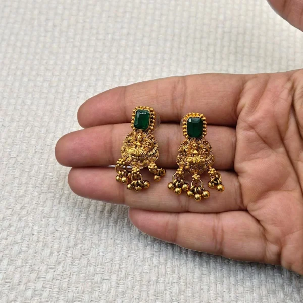 Lakshmi Pendant With Off White Beads Short Length Haram - ADSH057.