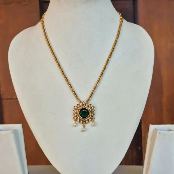 Antique Matt Finish Stone Pendant Simple Attigai - ADAA83