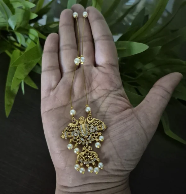 Trendy Invisible Necklace With Traditional Pendant - ADIN0102