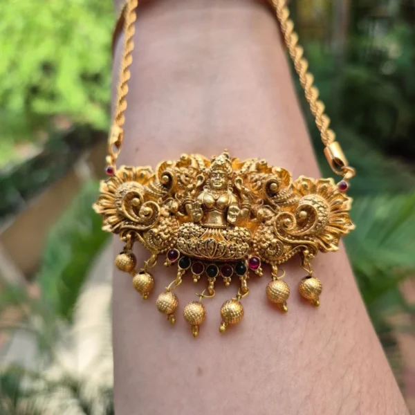 Antique Lakshmi Pendant with 26inc Chain - ADPC184