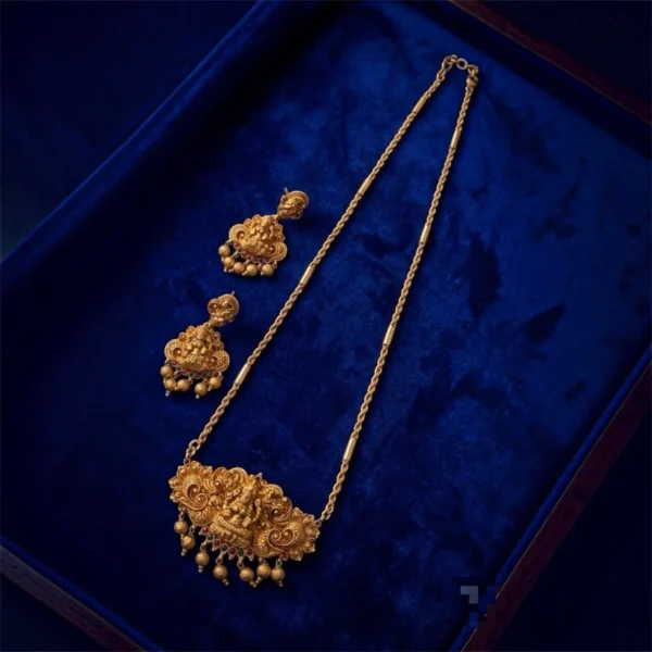 Antique Lakshmi Pendant with 22inc Chain with Long Drop Earrings - ADDC191