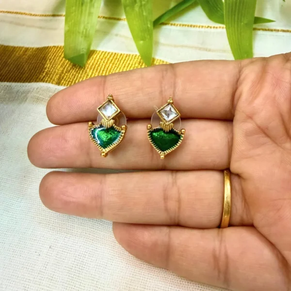 Antique Palakka Design Unique Neckset With Stud Earring - ADAN201