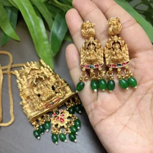 Antique Lakshmi Pendant with 30inc Dollar Chain - ADDC264